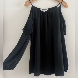 WHBM Black Flowy Blouse W/ Shoulder Cutout Sz XS